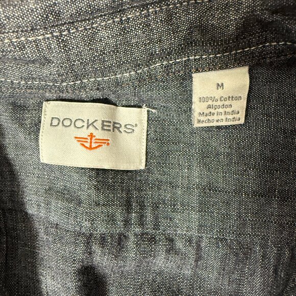 NWT Dockers Men’s Dark Denim Button Up Shirt Size M - Picture 10 of 10
